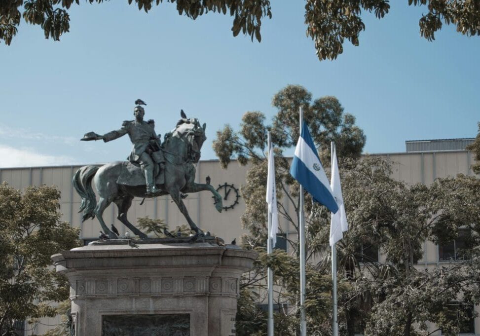 esau-fuentes-gonzalez-bQefbdSC4ko-unsplash