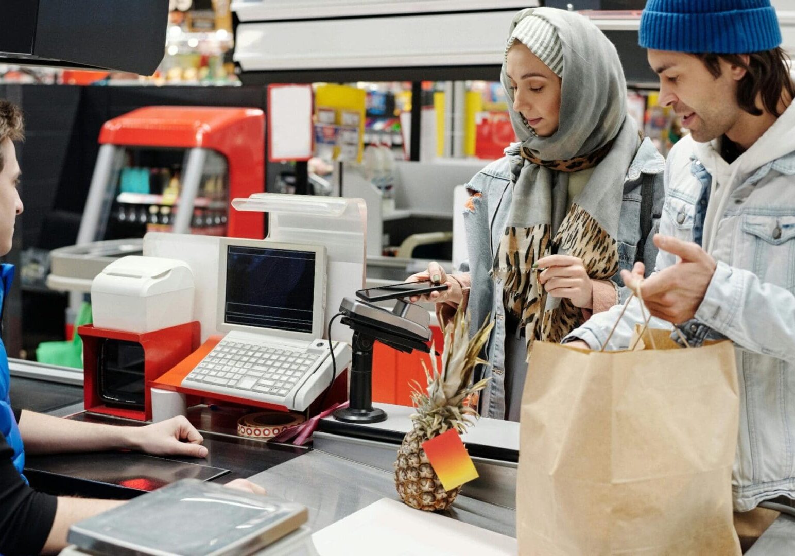 grocery-store-self-checkout-scaled
